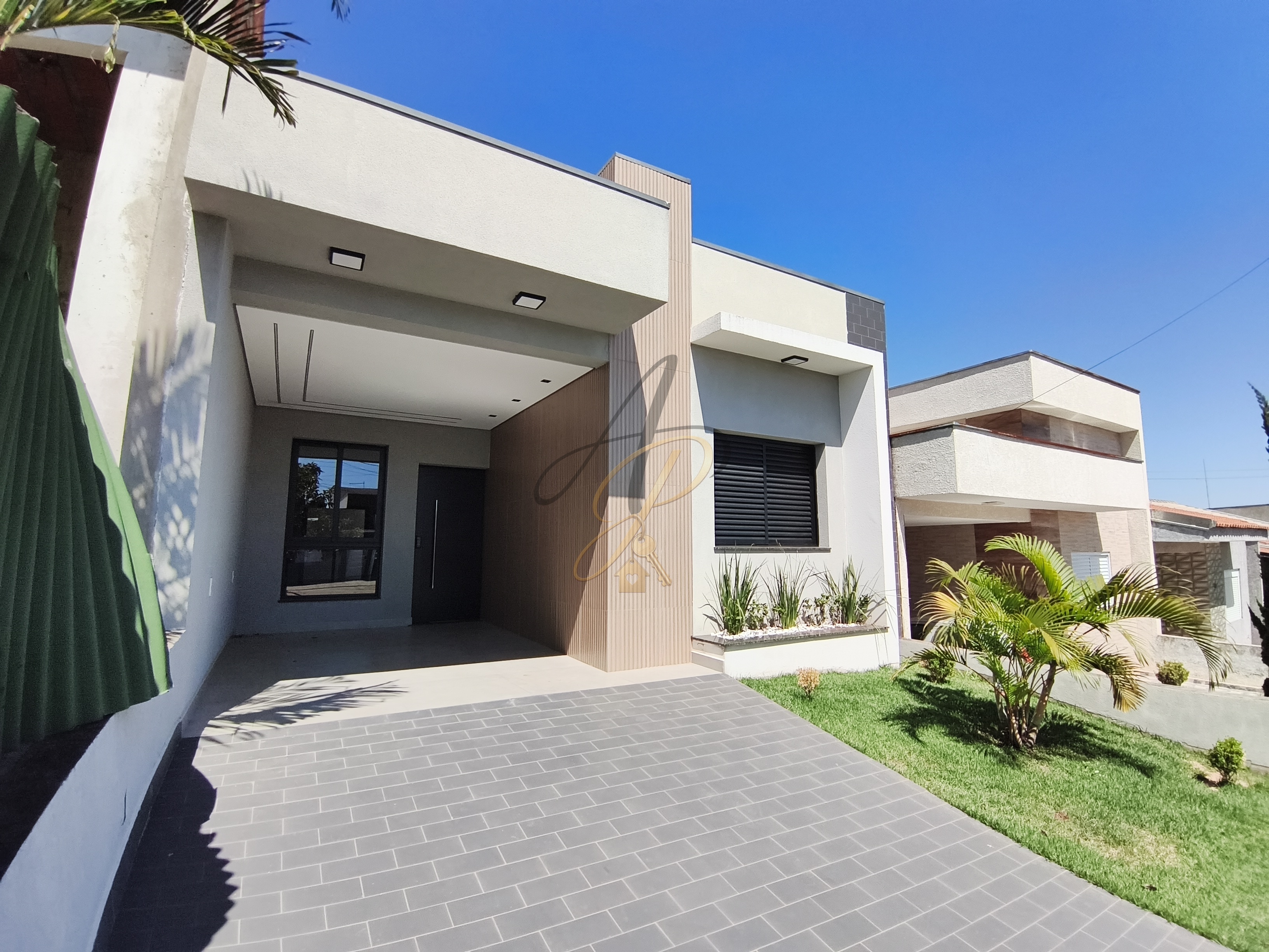 Casa em Condomínio 3 dorm. 125.00 m² — Ref. AL-0017