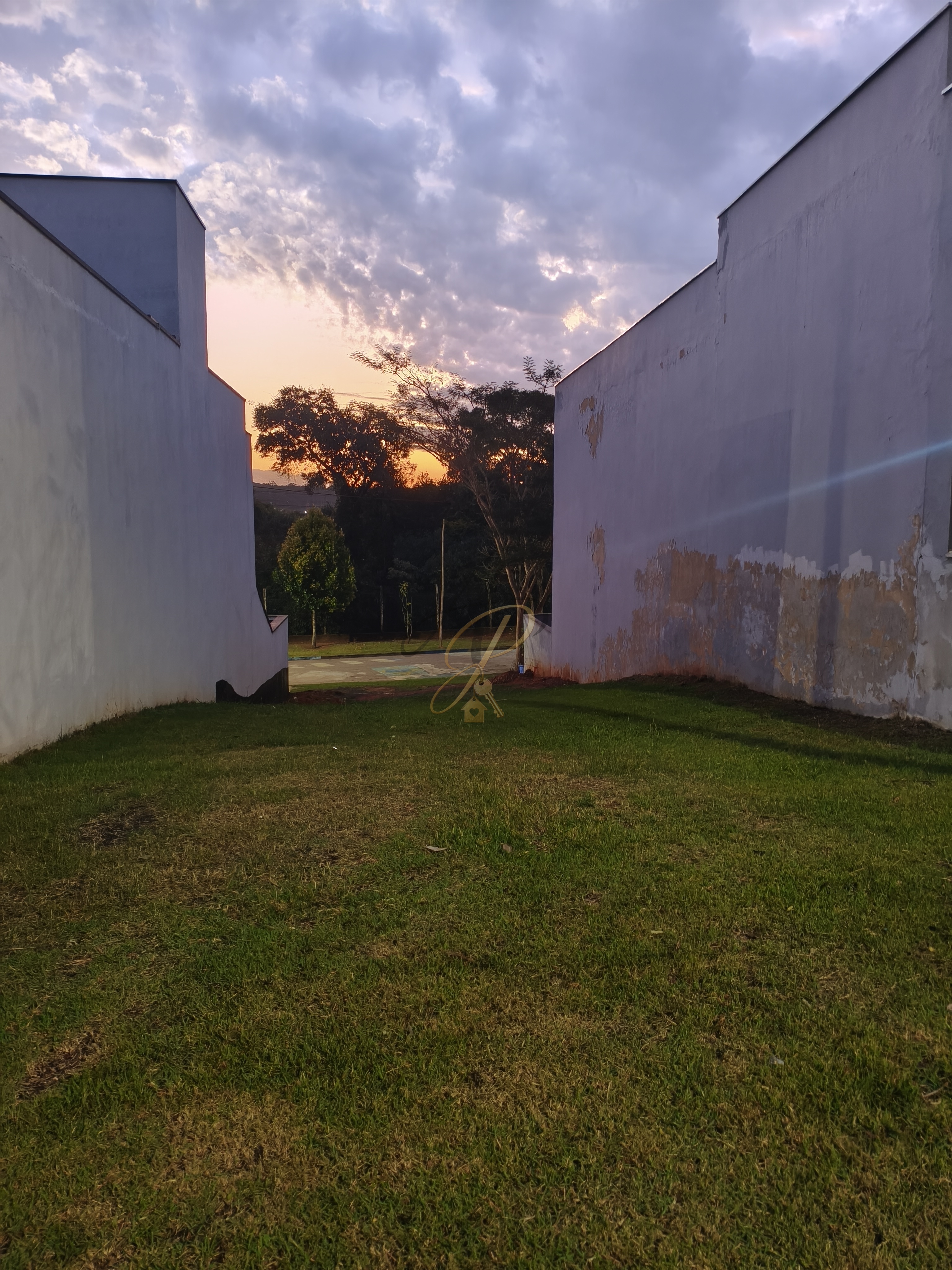 Terreno 190.22 m² — Ref. AL-0008